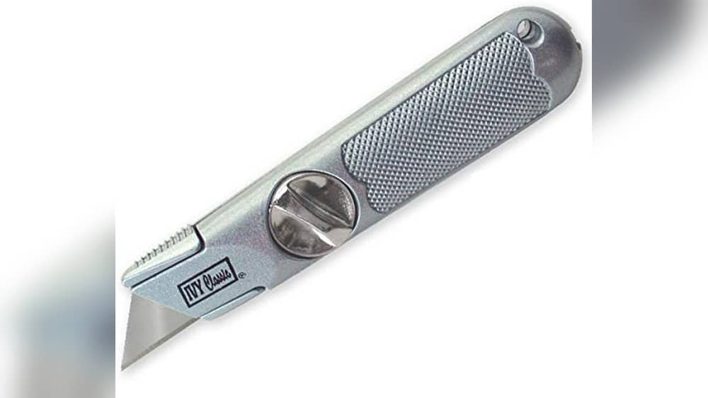 Best Utility Knife for Cutting Drywall